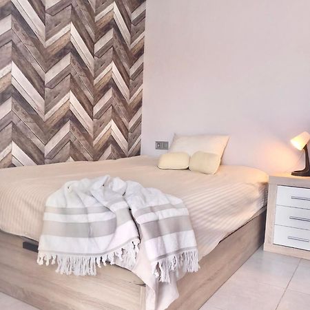 Santa Justa Dodo Apartment เซบีญา ภายนอก รูปภาพ